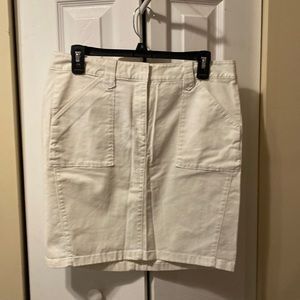 Ann Taylor size 6 skirt - great condition!